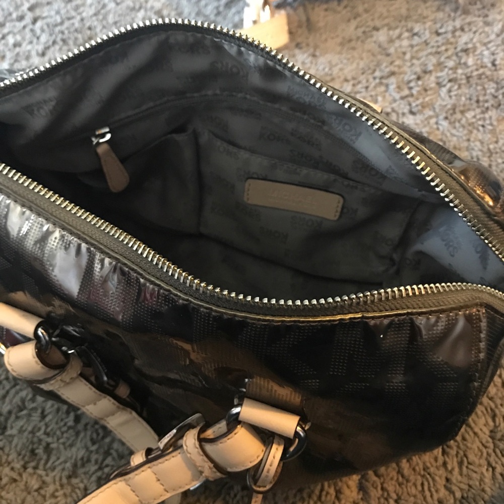 Michael Kors grayson metallic bag - Picture 3 of 3